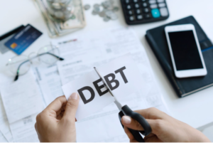 Cutting Off Debts with a Consumer Proposal