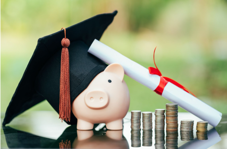 Managing Student Loan Debt on a Limited Income: Tips for Success